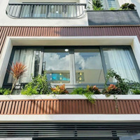 Chủ Nhà Bán Gấp 4Tỷ180 Nhà Cách Mạng Tháng 8 Phường 9 Quận 3.Diện Tích73M2 ( 5M X 14,6M ) Gần Ga Sài Gòn