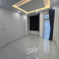 Q.10 Lê Hồng Phong,Hẽm Xe Hơi6M, Ngay Vòng Xoay Lý Thái Tổ Chỉ Nhỉnh 8 Tỷ, 50M2, Ngang 4M