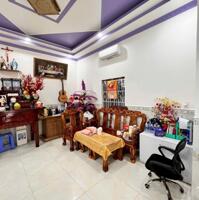 Siêu đẹp nhà HXH Đặng Thúc Vịnh, Hóc Môn, .DT:100m2 .Giá chỉ 4.7 tỷ  (TL)