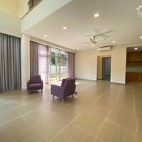 Cho thuê gấp biệt thự cao cấp RIVIERA COVE, 490m2 1 trệt 2 lầu 5PN Full nội thất, giá chỉ 50tr/Th bao gồm phí quản lý