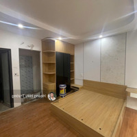 Bán Nhà Phố Đông Quan Cầu Giấydiện Tích38M2 6 Tầng Thang Máy Giá Bán 8,8 Tỷ Ngõ Nông, Gần Phố Liên Hệ: 0985342385