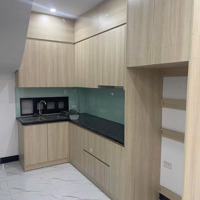 Nhà Làng Tó. Diện Tích: 35M 5 Tầng Xây Mới.cách 15M Ra Đường Ô Tô Tránh.giá: Nhỉnh 4 Tỷ