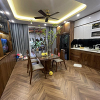 Bán Nhà Đường Láng- Lô Góc-1 Nhà Ra Phố 65Mx5T- Chỉ 12 Tỷ Có Tl