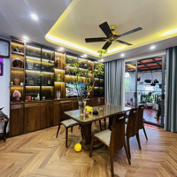 Bán Nhà Mặt Phố Phùng Hưng, Hoàn Kiếm -Diện Tích102M, Mặt Tiền 9,4M, Vỉe Hè Siêu Rộng Kinh Doanh