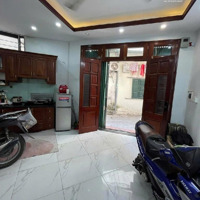 Trương Định - 40M2 - 4 Phòng Ngủ - Sổ Riêng - Sân Cổng Riêng - Full Nội Thất
