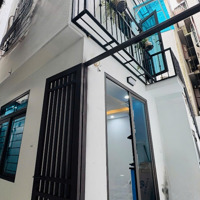 Bán Nr 4 Tỷ, 23 M2, 3 Phòng Ngủ 4 Vệ Sinh View Đẹp Tại Bùi Ngọc Dương, Bạch Mai, Hai Bà Trưng, Hn