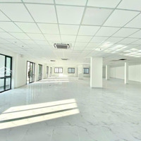 Nhà Đẹp Góc 2 Mặt Tiền Đường 208Bis 210B Võ Thị Sáu P. Võ Thị Sáu Quận 3.