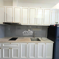 Bán Gấp, Căn Studio ,30M2, Giá Thương Lượng, Full Đẹp Y Hình - Liên Hệ: 0901632186 E Linh