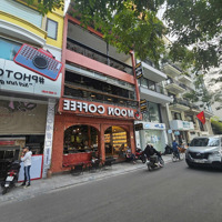 Cho Thuê Mặt Bằng Phố Chùa Láng - Diện Tích: 95M² X 3T,Mặt Tiền4.2M -Phù Hợp Mọi Mô Hình- Giá 60 Triệu/Th