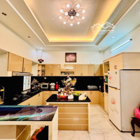 Hàng Hiếm, Biệt Thự (7 X 18) Nở 9M, Hẻm 7.5M, 50M Ra Mặt Tiền Thích Quảng Đức Chỉ 170 Triệu/M2
