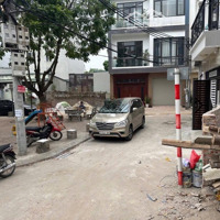 Bác E Gửi Bán Mảnh Đất 49M2 Tđc Thượng Thanh Lb. Đường To Xe Tải Tránh View Cv Thoáng Mát 6,4 Tỷ