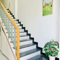 11 Triệuiệu/Tháng - Nhà Mới Có Nội Thất 2 Lầu 3 Phòng Ngủ Có Nội Thất Đường Xe Hơi Phước Thiện Cạnh Vin