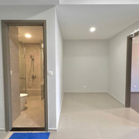 Bán Căn Hộ West Gate 2 Phòng Ngủ 2 Vệ Sinhgiá Bán 2.45 Tỷ Full Thuế Phí View Ngay Hồ Bơi Lớn View Đẹp Nhất Dự Án