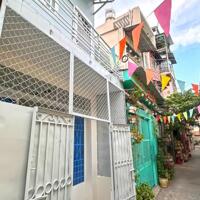 Hàng thơm - Nhà 1 lầu lô nhì Trần Xuân Soạn, Tân Hưng, Quận 7