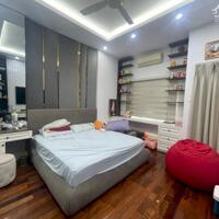 Phân lô Cán bộ Hải Quan - Phương Liệt - Nhà đẹp Kinh doanh - Nhỉnh 15 tỷ