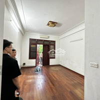Cho Thuê Nhà Khương Trung 40M2*4 Tầng , Nhà 4 Phòng , Ngõ Thoáng , Giá 11 Triệu/Tháng