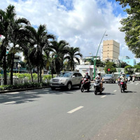 Chỉ 9,99 Tỷ - Sở Hữu Mặt Tiền Trường Sa, P15, Bình Thạnh! Nhà 5 Tầng Sử Dụng Ngay, Lh: O902323354