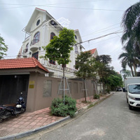 Cho Thuê Nhà Đường Tố Hữu, Vạn Phúc, Hđ,Diện Tích205M2, 4 Tầng, Lô Góc, Siêu Đẹp, Thang Máy, 40 Triệu