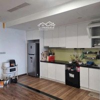Hiếm - Bán Căn Hộ 2 Phòng Ngủn01-T8 Ngđ 93M2 , Tầng Đẹp, Full Nội Thất.giá Chỉ Hơn 9 Tỷ. Liên Hệ: 0934597119