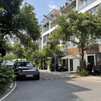 Nhà Nguyễn Cảnh Chân, P. Nguyễn Cư Trinh, Q1. 5,8X14,5M, 4 Tầng. Hđt 45 Triệu. Giá Bán 10,5 Tỷ