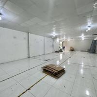 190m kho hàng khu vực Trung Hòa cần cho thuê, có bảo vệ, 28tr/th