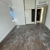 Bán Gấp Chung Cư Bàu Cát 2 Quận Tân Bình, Lô Thang Máy, 75m2 Cần Bán Gấp Giá 3,3 Tỷ, 2 Phòng Ngủ