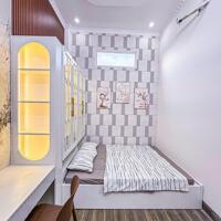 Nhà trệt 2 lầu có sân đậu ô tô, cách đại học Y Dược Cần Thơ 900m