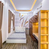 Nhà trệt 2 lầu có sân đậu ô tô, cách đại học Y Dược Cần Thơ 900m