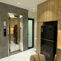 Hot!!!@Hoa Hậu Vạn Phúc @Diện Tích31M,Mặt Tiền3,1M
5 Tầng, Thang Máy, Full Nội Thất .$ Giá Bán 7 Tỷ.