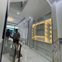 Bán nhà đang hoàn thiện TT Nhà Bè -  Diện tích: 4.6m x 11m - Giá: 5TỶ150
