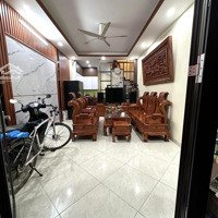 Bán Nhà Nguyễn Khoái - Ô Tô Đỗ Gần - Ba Gác Đỗ Cửa - 38M2 - Giá Hơn 6 Tỷ - Tặng Full Nội Thất