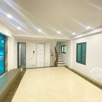 Nhà Đẹp Khương Đình - 7 Tầng Thang Máy - Ô Tô Đỗ Cửa - Chỉ 12.6 Tỷ