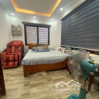 Giáp Phố Ngõ Thông Diện Tích: 35M X5T Nhà Đẹp Ở Ngay Sổ Vuông Vắn Cầu Đơ - Hà Đông Giá Hơn 6 Tỷ Hiếm