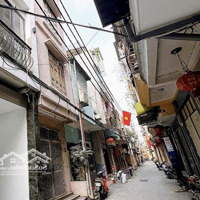 Giáp Phố Ngõ Thông Diện Tích: 35M X5T Nhà Đẹp Ở Ngay Sổ Vuông Vắn Cầu Đơ - Hà Đông Giá Hơn 6 Tỷ Hiếm