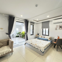 Cho Thuê Căn Hộ Quận Bình Thạnh_ Penhosue Lầu Cao Đón Nắng Gió Tự Nhiên_Nội Thất Cao Cấp_Hẻm Rộng