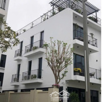 Chính Chủ Cần Bán Căn Garden Pool Villa Vlasta - Sầm Sơn, 198M2,Mặt Tiền11M, 4 Tầng - Liên Hệ: 0912851181
