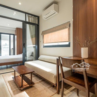 Cho Thuê Căn Hộ Quận Phú Nhuận_ 1 Phòng Ngủ Ban Công_ Nội Thất Cao Cấp Tone Gỗ Sang Trọng