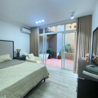 Căn Hộ Sân Vườn, Ban Công 60M2 Gần Nhà Thờ Đức Bà_Quận 1 Hcm_Nội Thất Cao Cấp_Máy Chiếu Netflix0