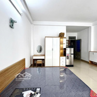 Cho Thuê Căn Studio Cửa Sổ/Balcon Full Nt Mới Cao Cấp Ngay Cmt8 Q10 Gần Cv Thỏ Trắng