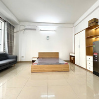 Cho Thuê Căn Studio Cửa Sổ/Balcon Full Nt Mới Cao Cấp Ngay Cmt8 Q10 Gần Cv Thỏ Trắng