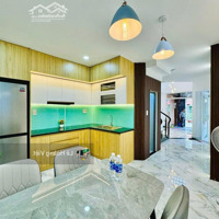 Nhà Hẻm Xe Hơi Giáp Bạch Đằng - Căn Góc Thoáng - Nhà Full Nội Thất Vào Ở Liền