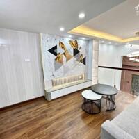 Bán nhà Đội Cấn 66m2 oto đỗ cửa ngõ thông 2 thoáng vị trí đẹp 18 tỷ