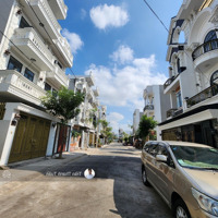 Nhà Đẹp 3 Lầu, Mặt Tiền Nhựa 14M, Kề Bên Tp.hcm, Sổ Hồng Hoàn Công Bao Ngân Hàng