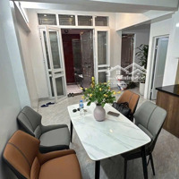 Bán Nhà Giá Tốt Tại Phố Ngọc Hà- Bđ. Trc Nhà Rộng Thoáng. Diện Tích: 23M-5 Tầng-3 Ngủ. Khu Vực Gần Lăng Bác