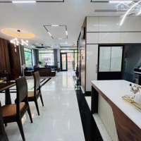 Siêu Biệt Thự - Lô Góc 2 Mặt Tiền - Thang Máy - Nội Thất Xịn - Sổ Hoa Hậu - Vỉa Hè Rộng- Kinh Doanh