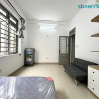 Căn Hộ 1 Phòng Ngủtách Bếp - Cửa Sổ Trời Lớn - Máy Giặt Riêng - Full Nội Thất, Ngay Công Viên Lê Thị Riêng