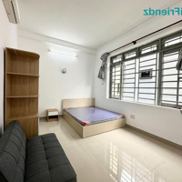 Căn Hộ 1 Phòng Ngủtách Bếp - Cửa Sổ Trời Lớn - Máy Giặt Riêng - Full Nội Thất, Ngay Công Viên Lê Thị Riêng