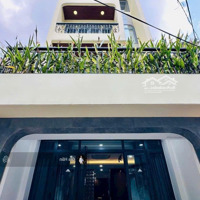 Căn 62M2 Cmt8, Q10. Gần Vòng Xoay Dân Chủ, Xây 1 Trệt 3 Lầu. Giá Bán 8 Tỷ 150, Sổ Riêng Sẵn, Hẻm Oto 5M