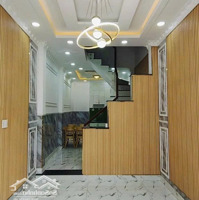 Nhà Shr - 2 Tầng - Mới Cáu - Nhà Cách Hẻm Xe Hơi 30M - Khu Dân Cư Hiện Hữu - Hoàn Công Chuẩn