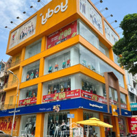 Cho Thuê Nhà Mặt Phố Đường Cầu Giấy, 70Mx3T,Mt Lô Góc 10M, Tập Trung Các Thương Hiệu Lớn
